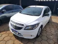 Clique para ver mais detalhes sobre CHEVROLET ONIX