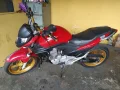 Clique para ver mais detalhes sobre HONDA CB 300R