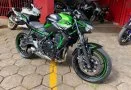 Clique para ver mais detalhes sobre KAWASAKI Z650 ABS SE