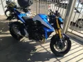 Clique para ver mais detalhes sobre SUZUKI GSR 750
