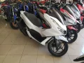 Clique para ver mais detalhes sobre HONDA PCX 160 DLX