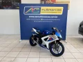 Clique para ver mais detalhes sobre SUZUKI GSX-R1000