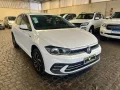 Clique para ver mais detalhes sobre VOLKSWAGEN POLO