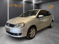 Clique para ver mais detalhes sobre VOLKSWAGEN POLO SEDAN